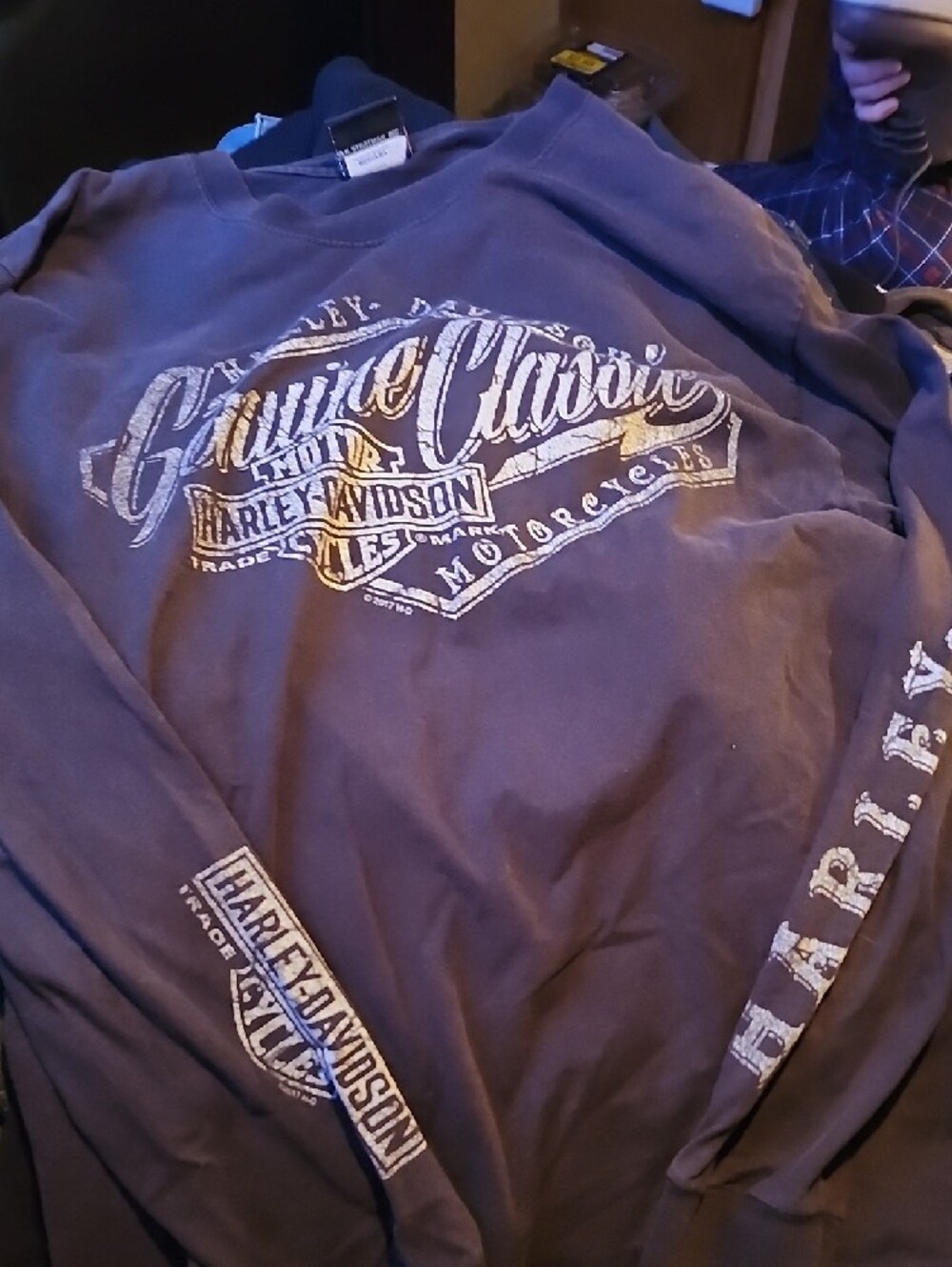 Harley-Davidson Black Tee with Metallic Silver Graphic - Picture 2 of 2
